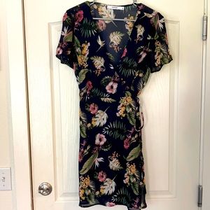 JustFab Navy Floral Wrap Dress in Size L/XL